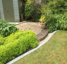 Quality Metal Lawn Edge Suppliers for the Garden UK